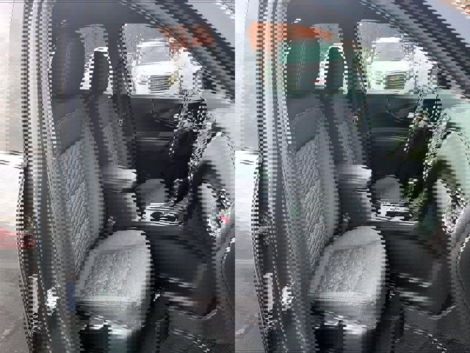 Used 2019 Chevrolet Equinox LT image 11