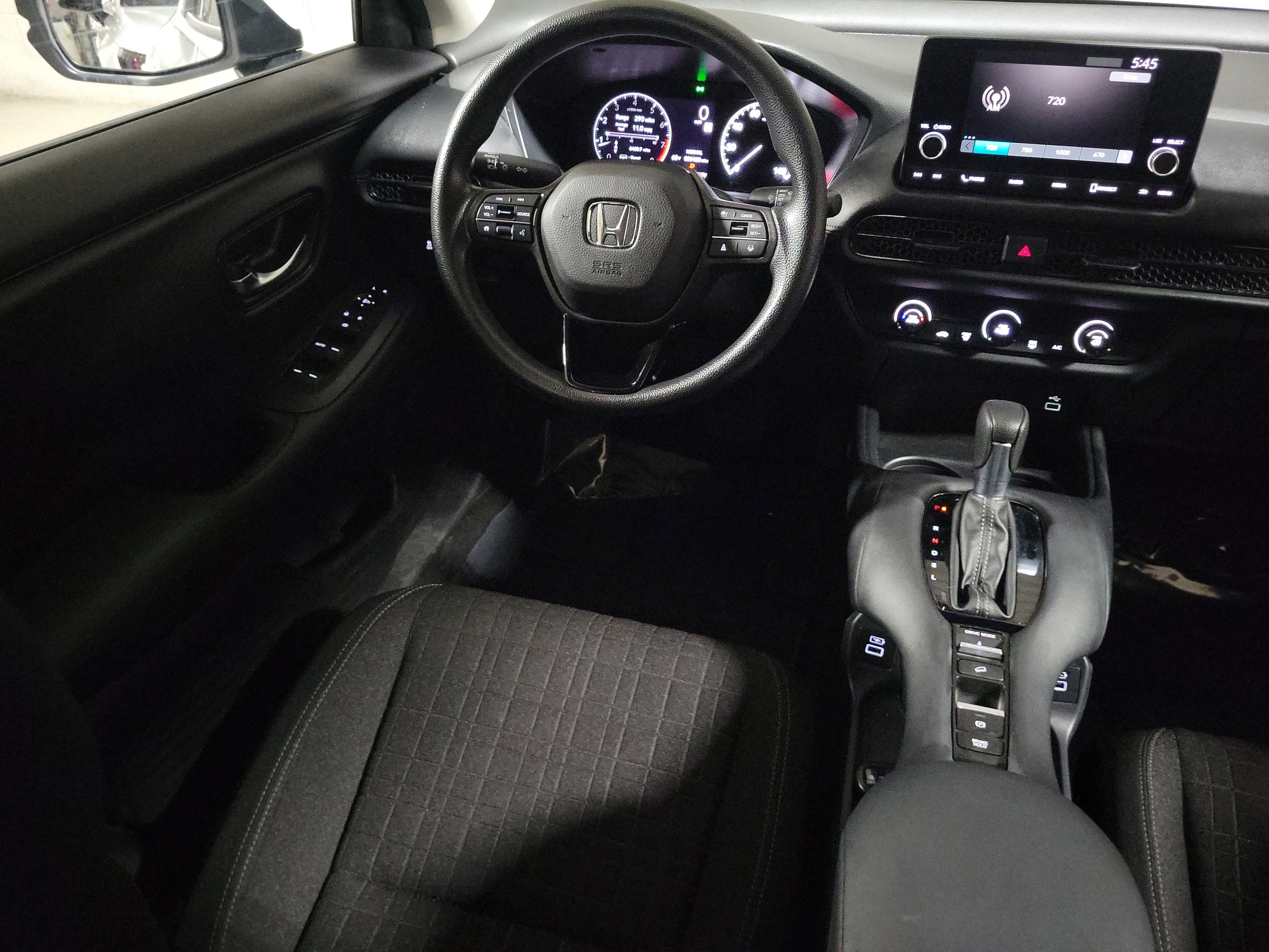 Certified 2023 Honda HR-V LX image 13