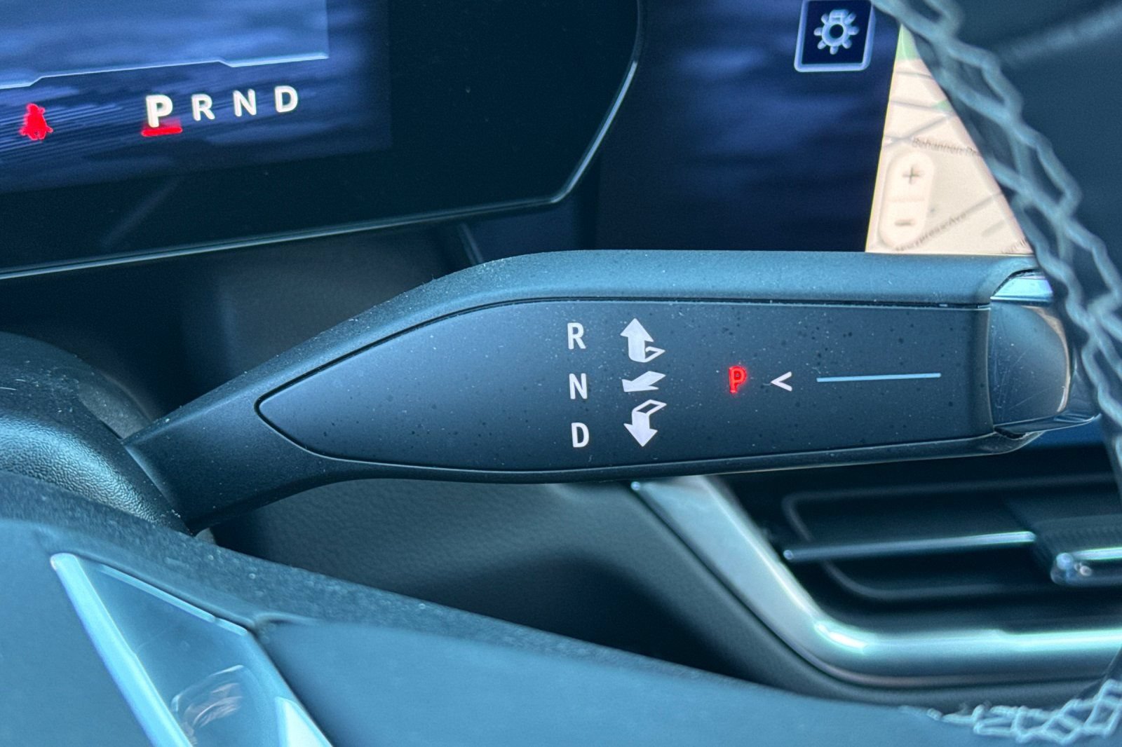 Used 2024 Chevrolet Equinox EV LT FWD image 31