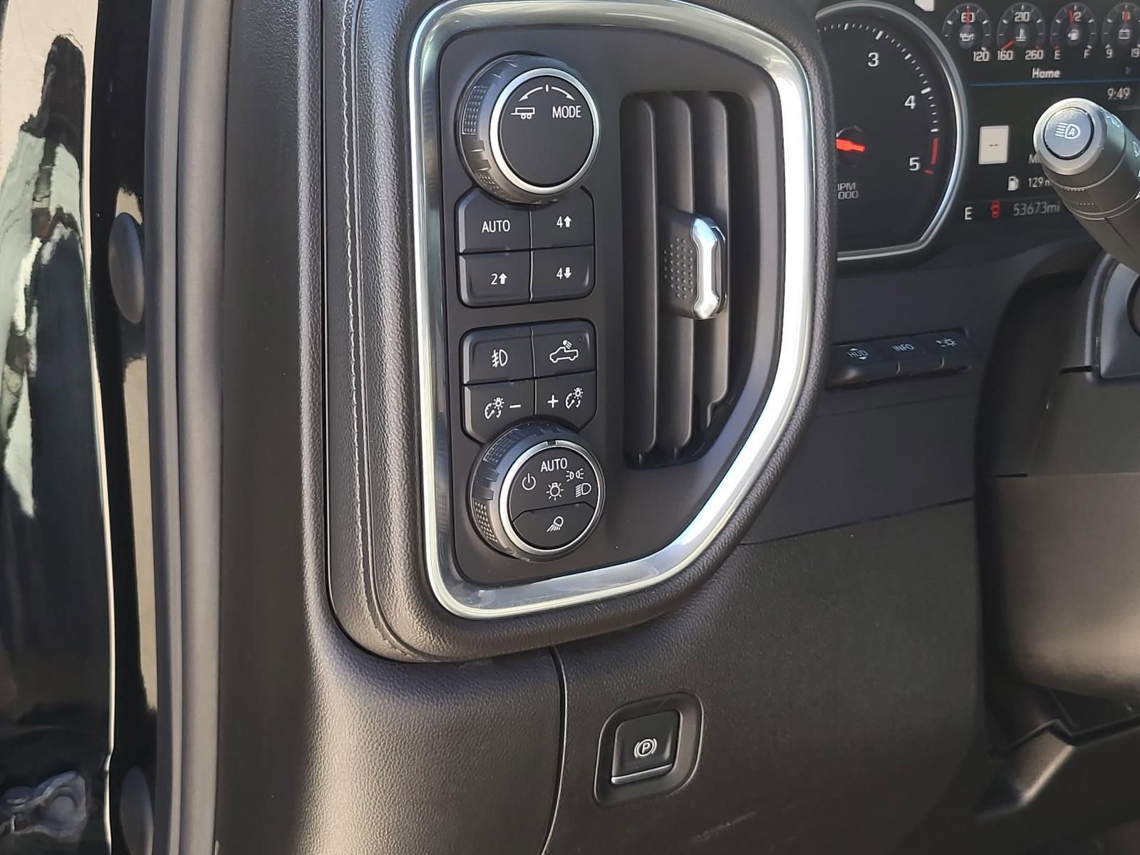 Used 2022 Chevrolet Silverado 3500 LTZ w/ LTZ Plus Package image 18