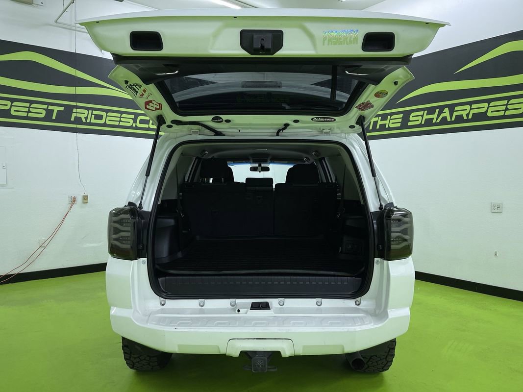 Used 2016 Toyota 4Runner SR5 image 9