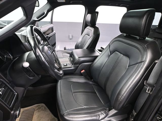 Used 2018 Ford Expedition Limited AWD/4WD image 24