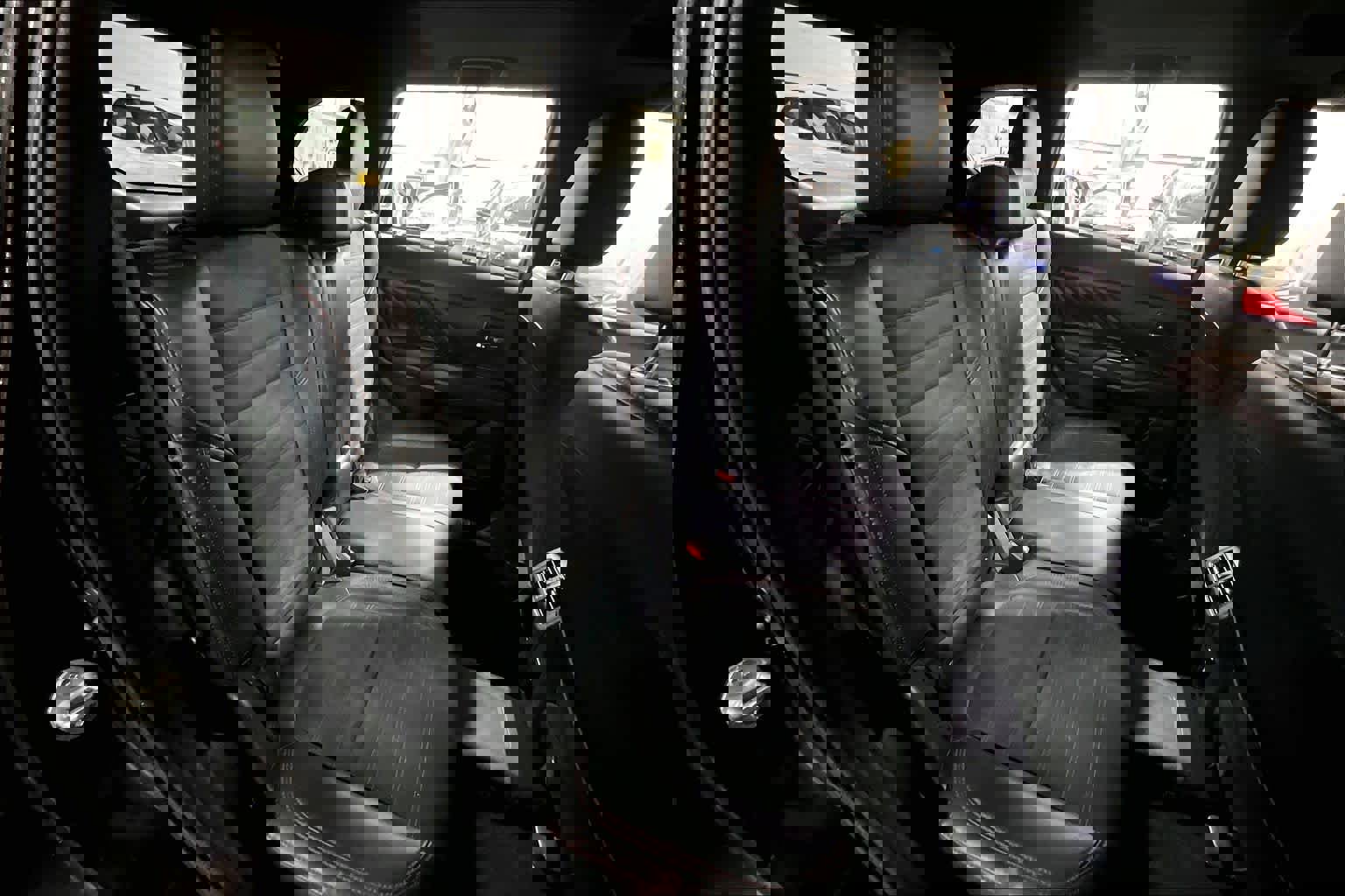 Used 2021 Mitsubishi Outlander LE image 19