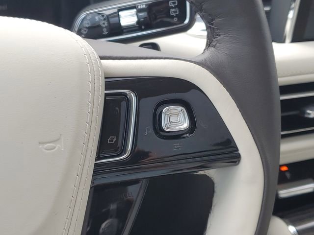 Used 2023 Lincoln Aviator Black Label w/ Dynamic Handling Package image 15