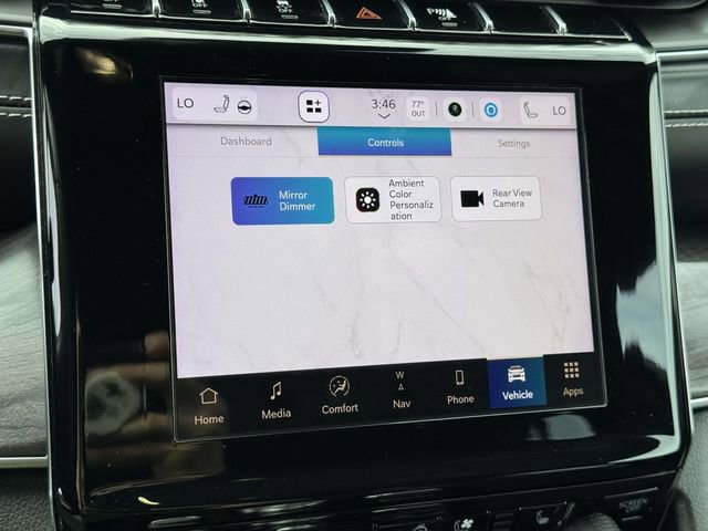 Certified 2022 Jeep Grand Cherokee Overland w/ Luxury Tech Group IV image 13