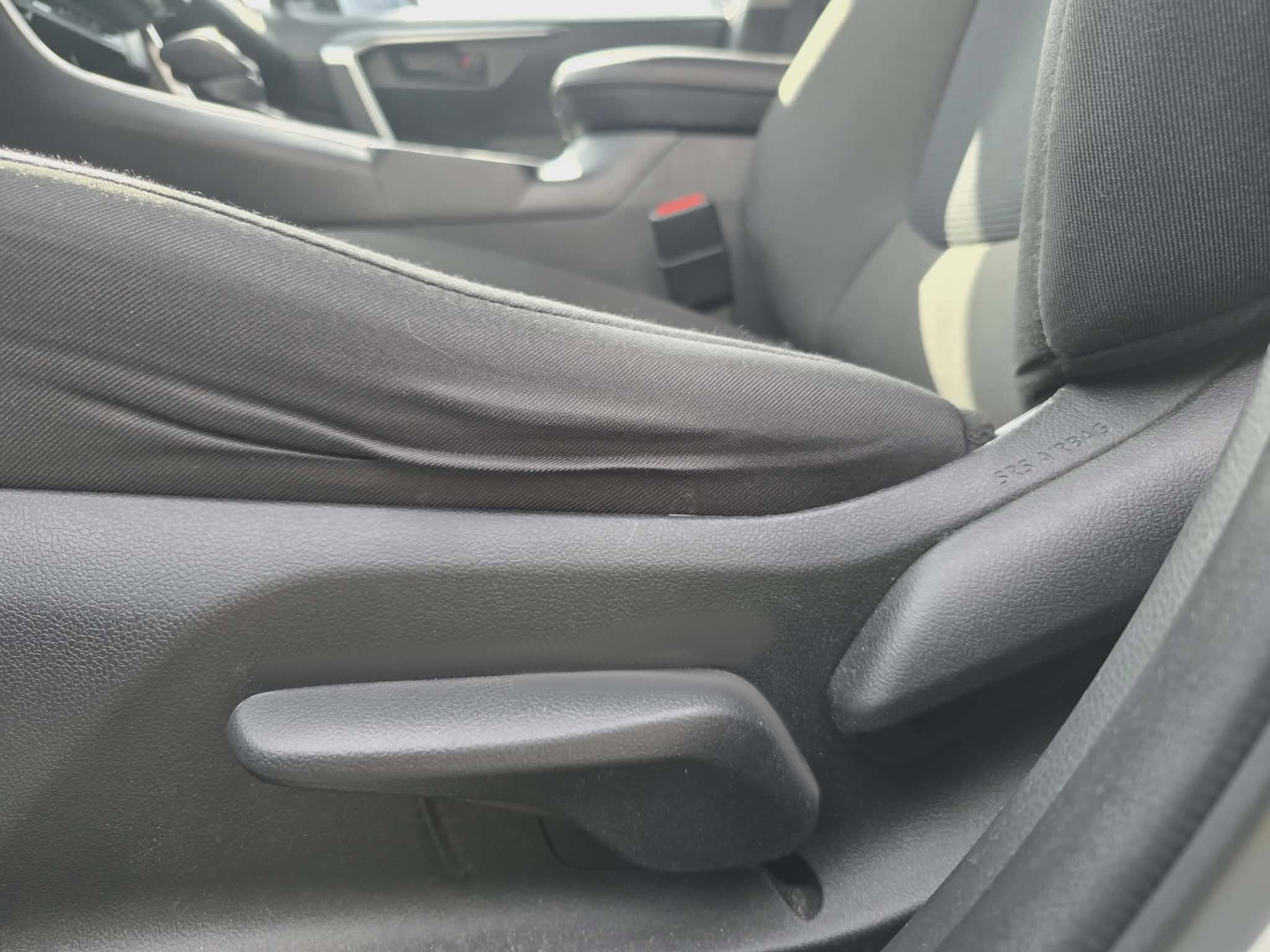 Used 2023 Toyota RAV4 LE FWD image 12