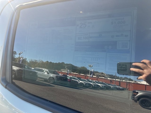 New 2025 Ford Maverick XL w/ Equipment Group 102A image 34