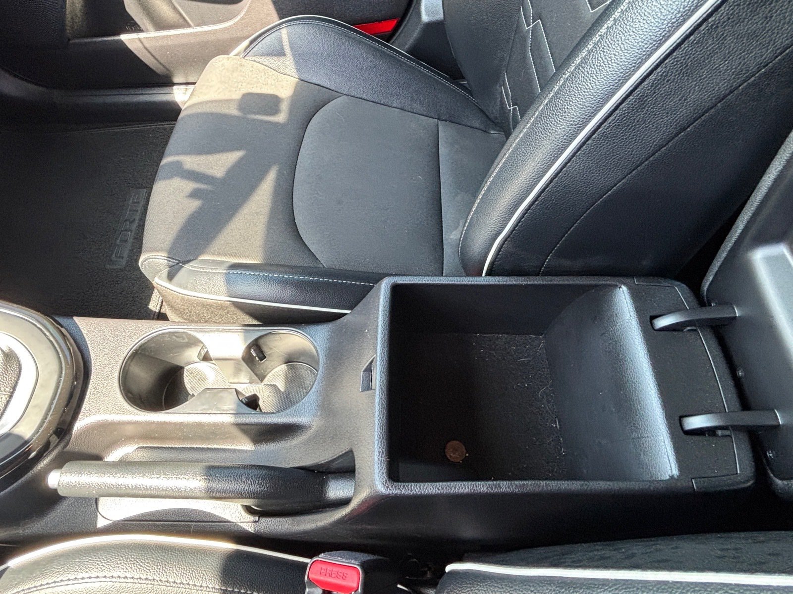 Used 2021 Kia Forte GT-Line FWD image 19