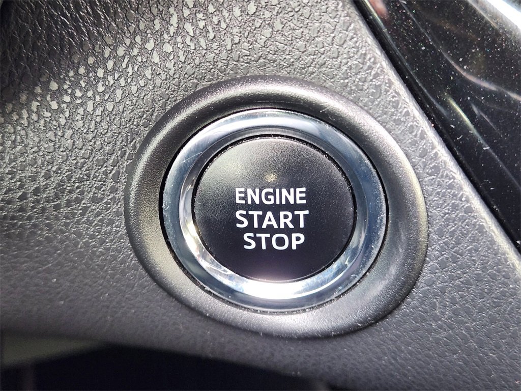 Used 2019 Toyota C-HR Limited image 23