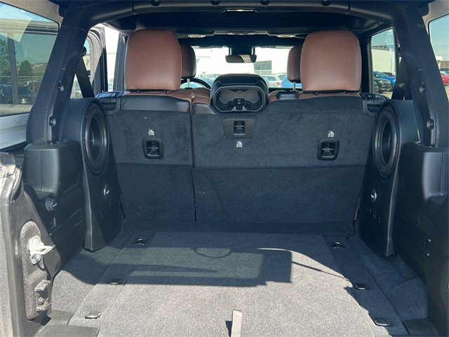 Used 2021 Jeep Wrangler Unlimited Rubicon w/ Trailer Tow Package image 9