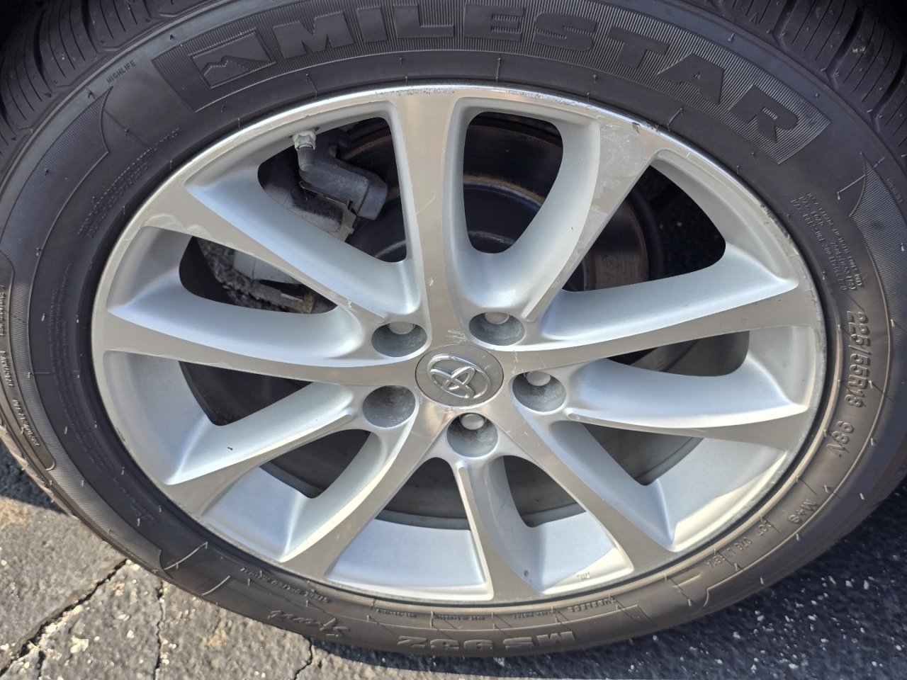 Used 2013 Toyota Avalon XLE Touring FWD image 9