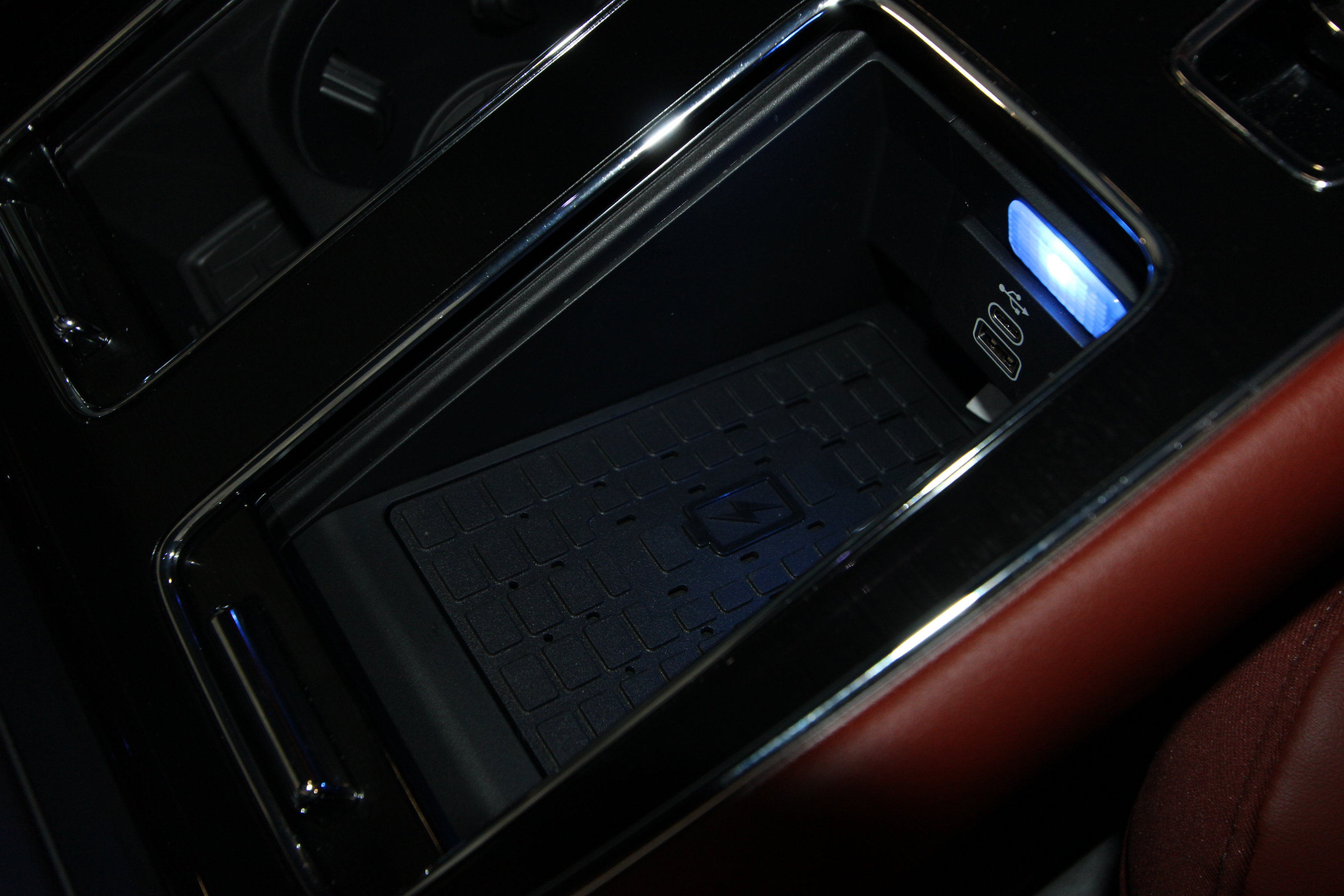 New 2026 Lincoln Aviator Reserve AWD/4WD image 16