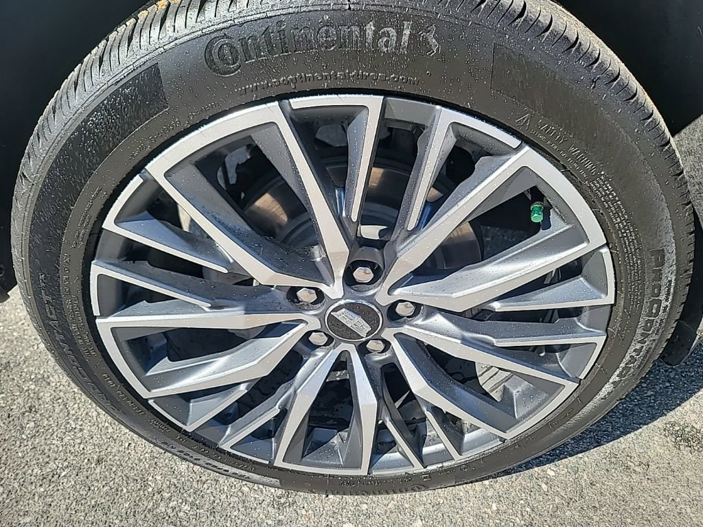 Certified 2024 Cadillac XT4 Sport image 7