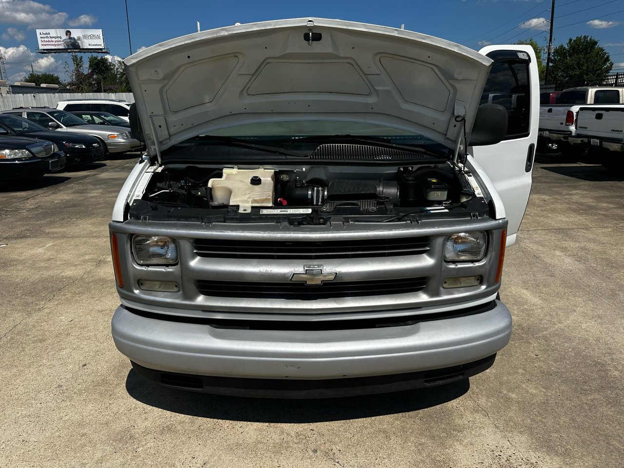 Used 2001 Chevrolet Express 1500 image 52