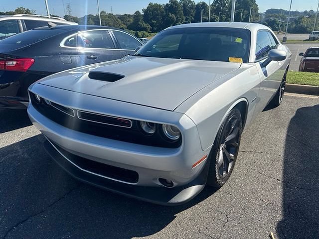 Used 2019 Dodge Challenger R/T w/ Driver Convenience Group RWD image 1