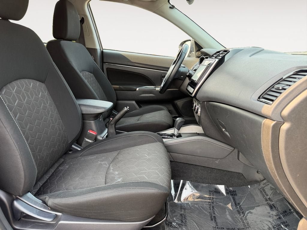 Used 2021 Mitsubishi Outlander Sport SE FWD image 24
