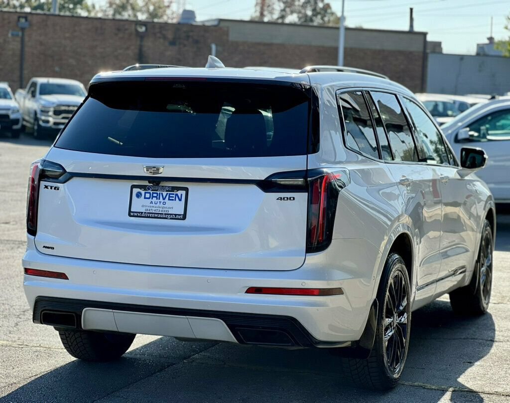 Used 2022 Cadillac XT6 Sport w/ Technology Package AWD/4WD image 5