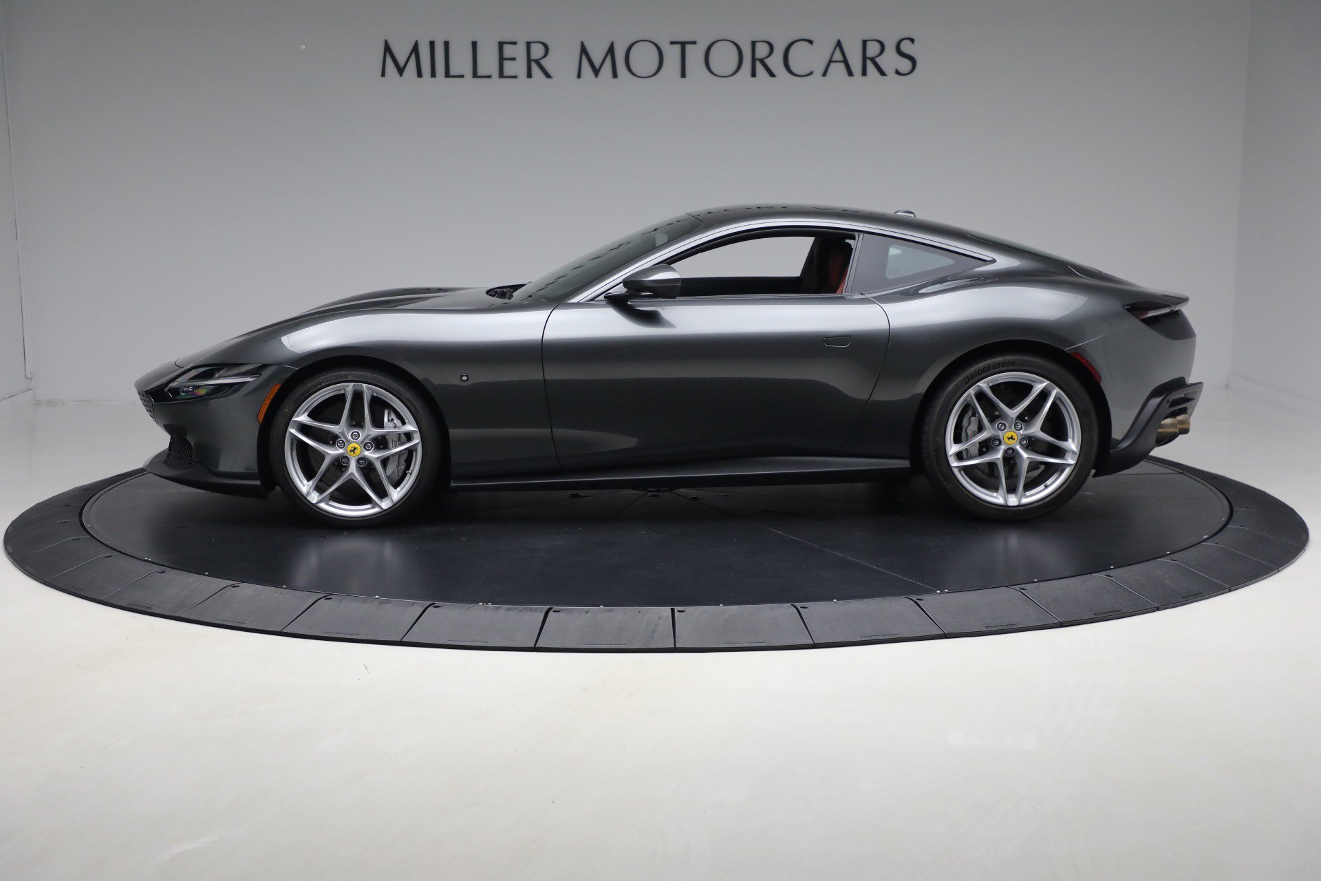 Certified 2024 Ferrari Roma image 4