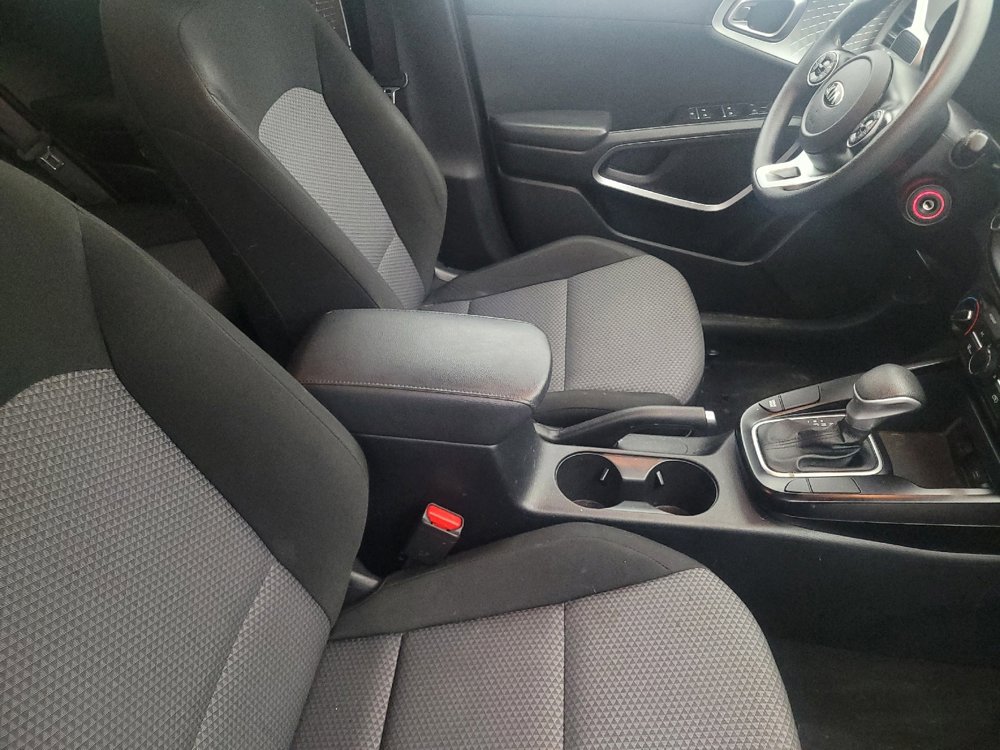 Used 2021 Kia Soul LX FWD image 21