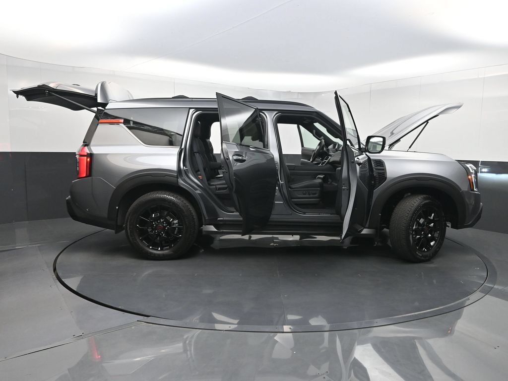 Used 2026 Nissan Armada PRO-4X AWD/4WD image 41