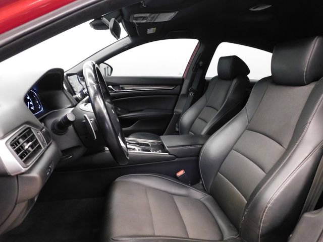 Used 2018 Honda Accord Sport image 13