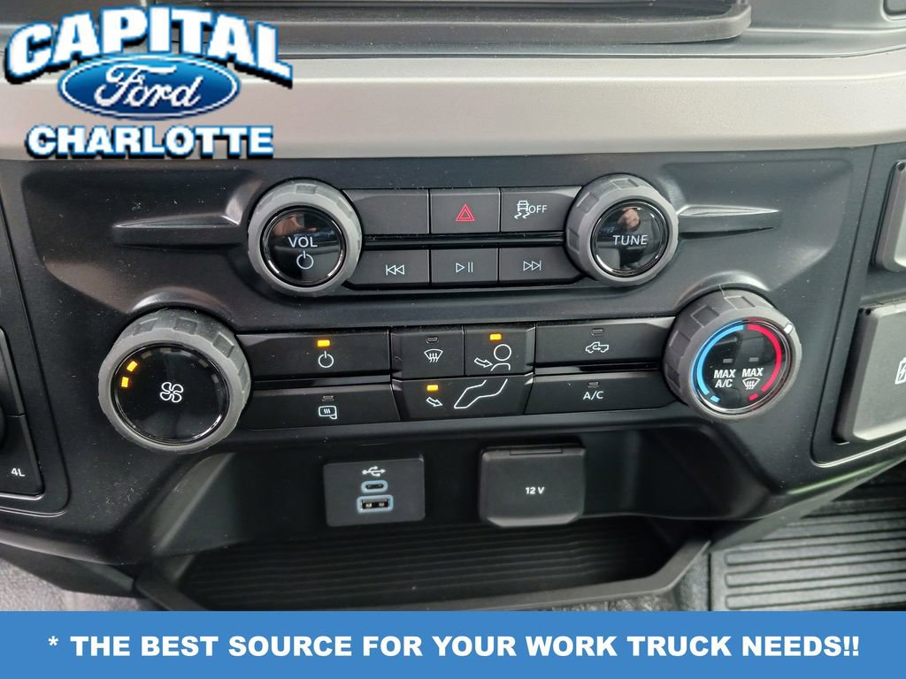 New 2026 Ford F250 XL w/ XL Chrome Package image 22