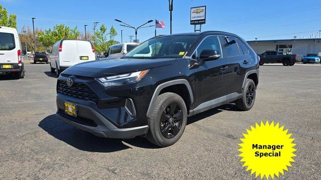 Used 2022 Toyota RAV4 XLE