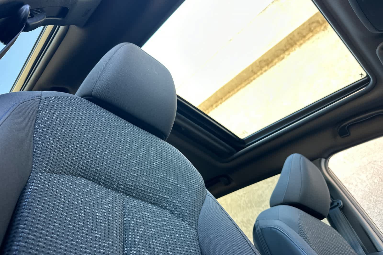 Used 2025 Subaru Forester Premium AWD/4WD image 16