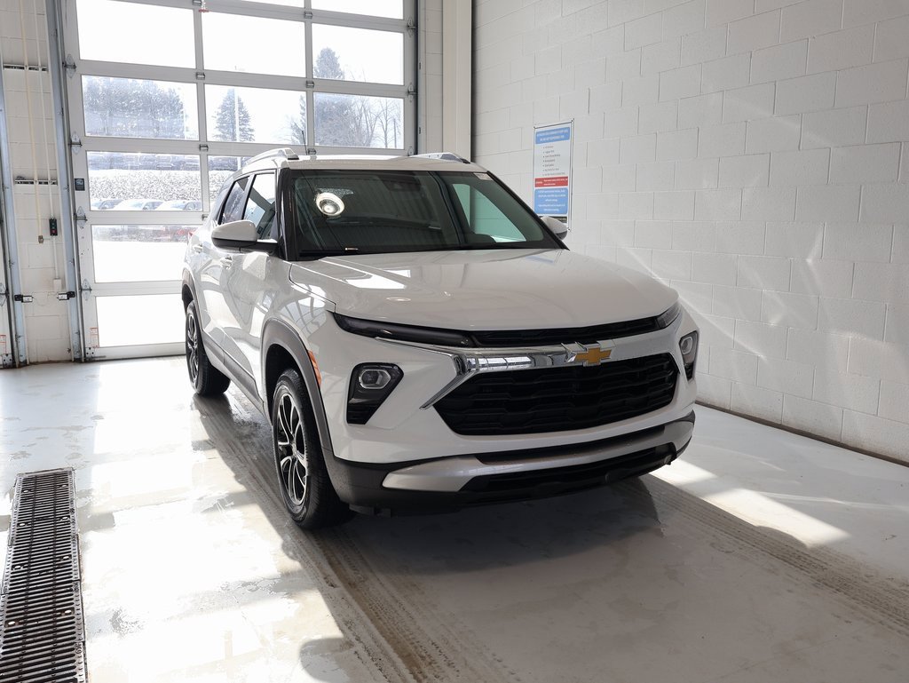 New 2026 Chevrolet TrailBlazer LT w/ Convenience Package image 2