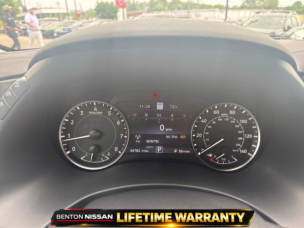 Used 2023 Nissan Armada Platinum w/ Captain's Chairs Package image 15