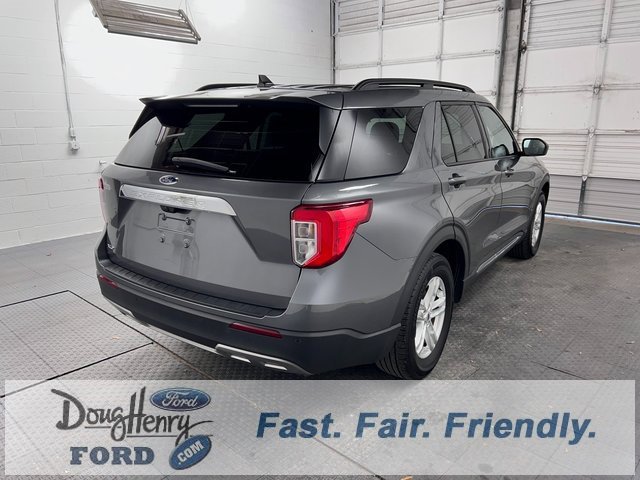 Used 2023 Ford Explorer XLT w/ Equipment Group 202A image 7