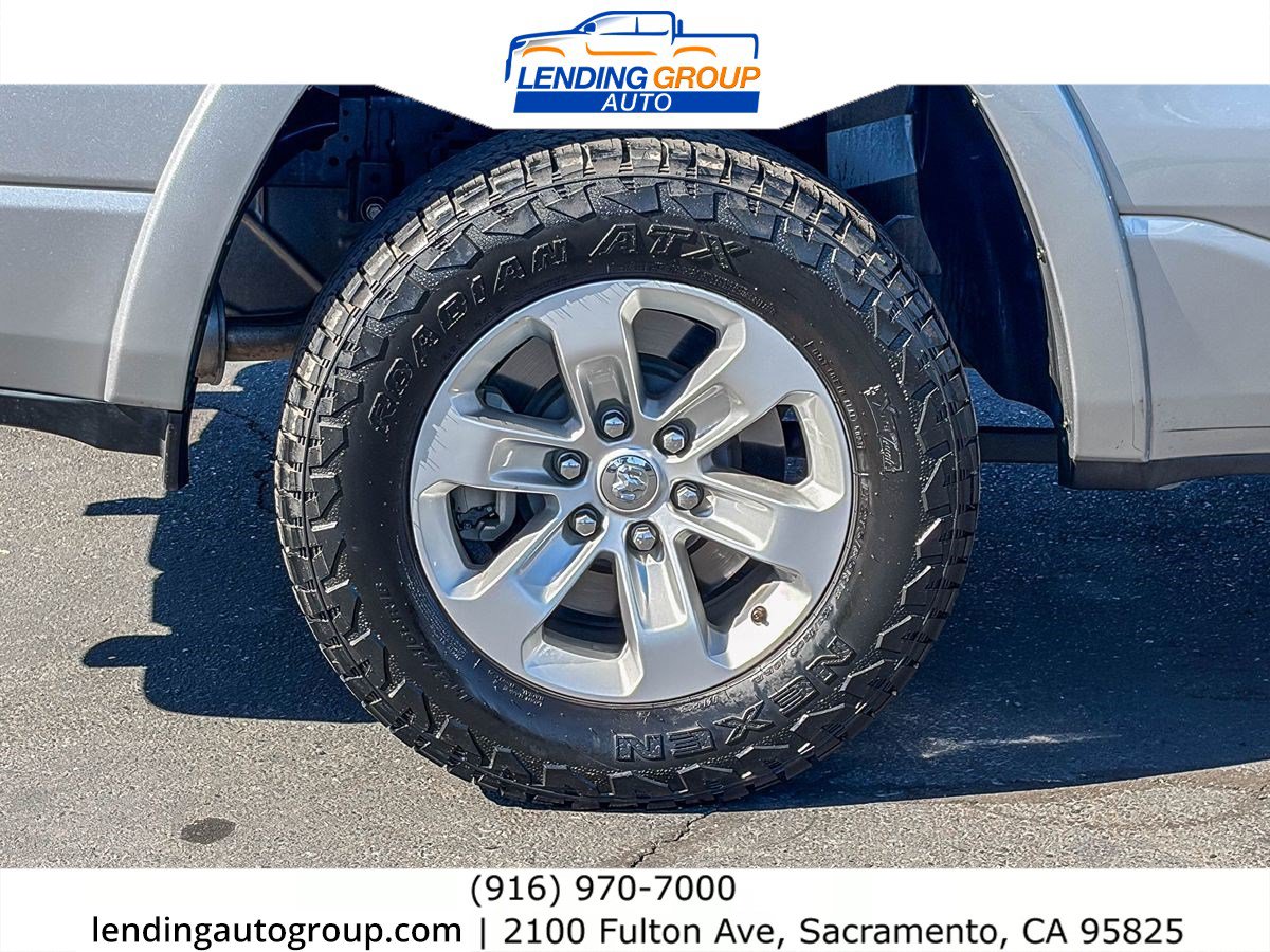 Used 2022 RAM 1500 Laramie AWD/4WD image 10