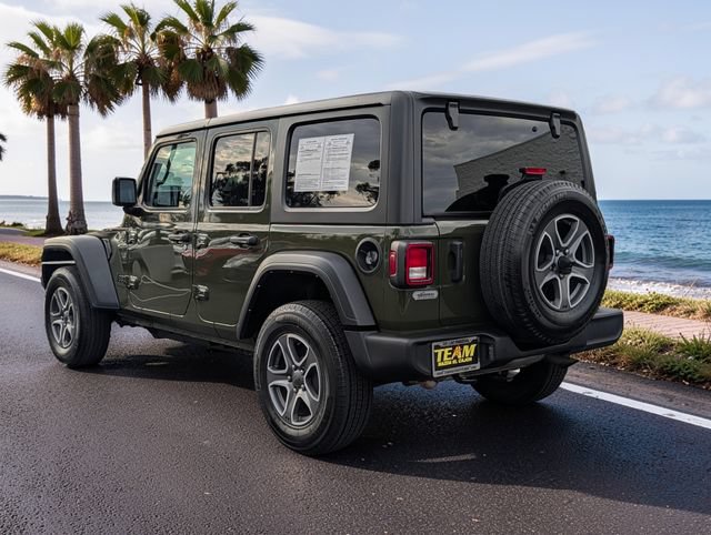 Used 2022 Jeep Wrangler Unlimited Sport AWD/4WD image 7