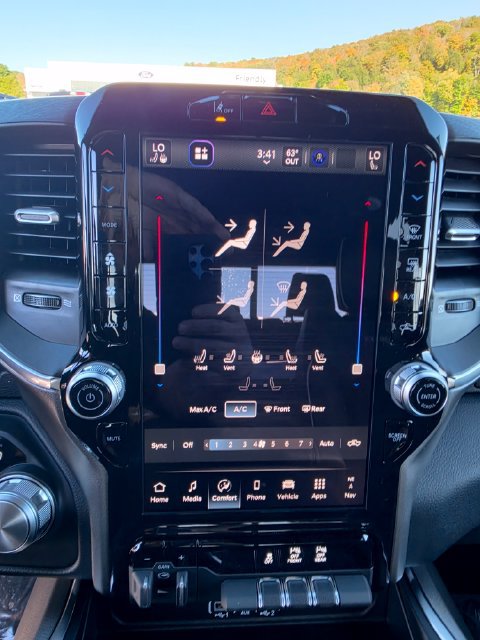 New 2027 RAM 1500 Laramie AWD/4WD image 17