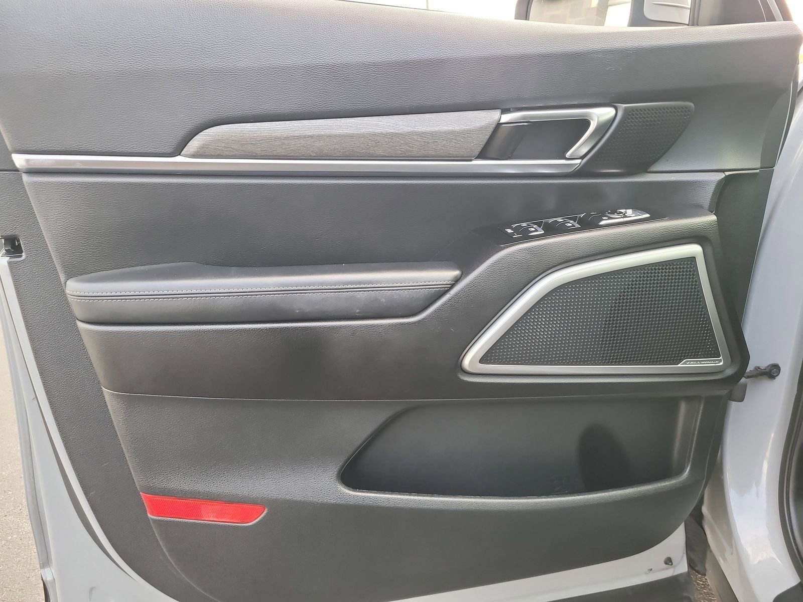 Used 2021 Kia Telluride EX w/ EX Premium Package image 17