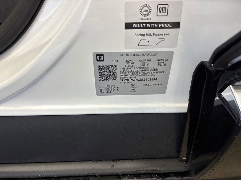 New 2025 Cadillac Lyriq Luxury image 35