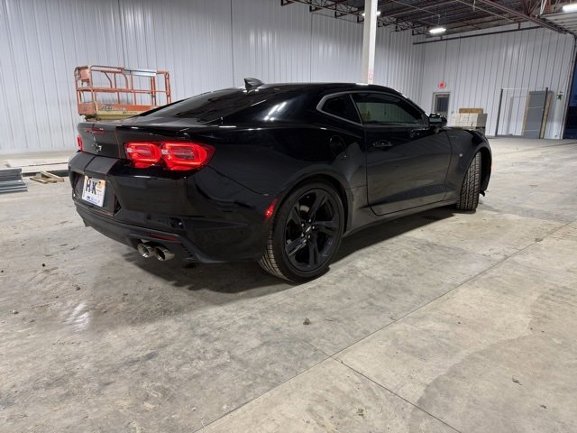 Used 2019 Chevrolet Camaro LT image 6
