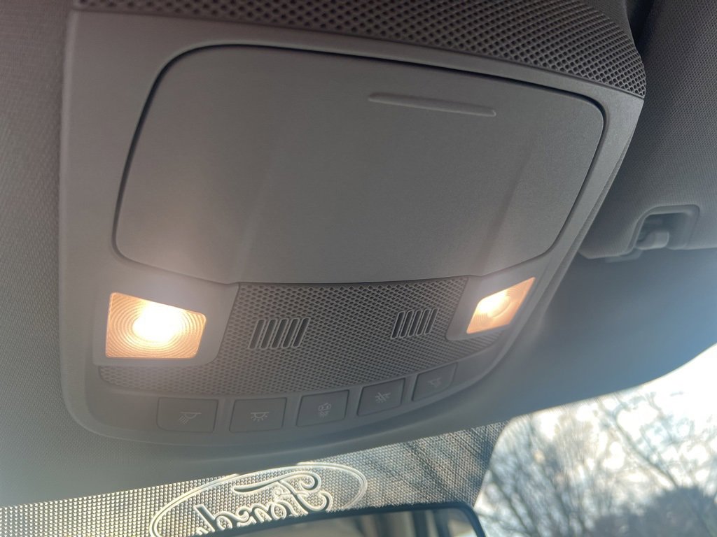 Used 2017 Ford F150 XLT image 13