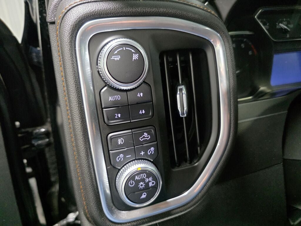 Used 2019 GMC Sierra 1500 AT4 w/ AT4 Preferred Package AWD/4WD image 19