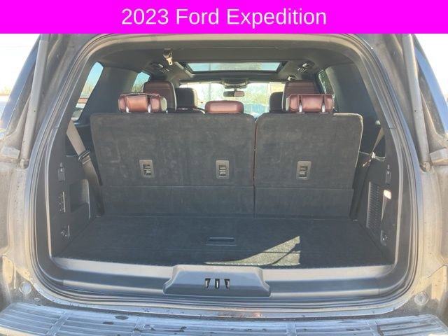 Used 2023 Ford Expedition Limited image 19