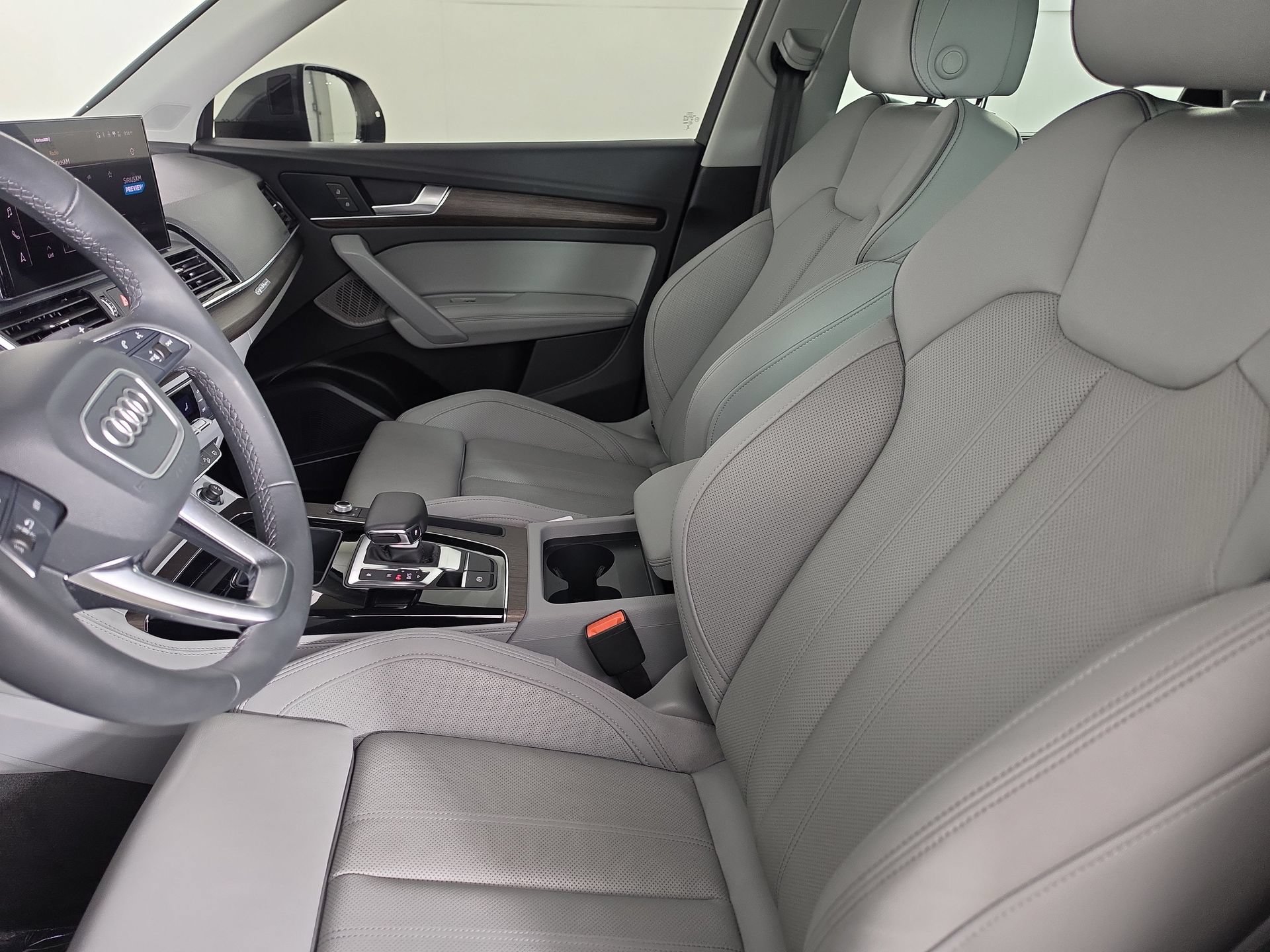 Certified 2023 Audi Q5 2.0T Premium Plus AWD/4WD image 16