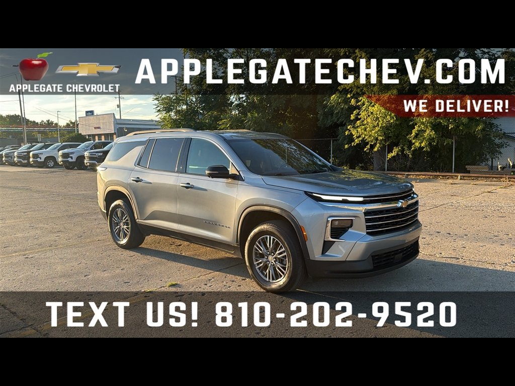 Used 2024 Chevrolet Traverse LT w/ LPO, Floor Liner Package