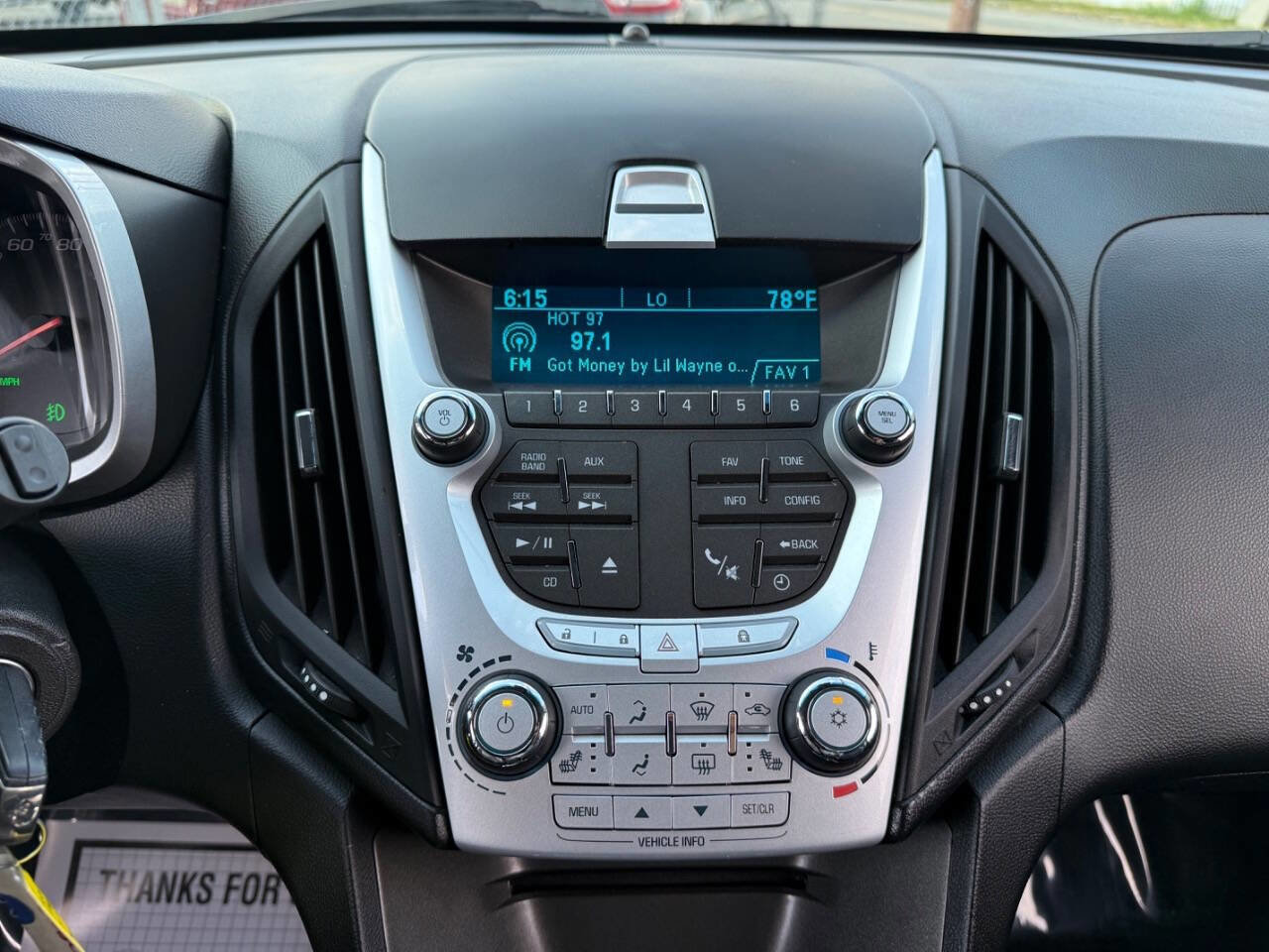 Used 2011 Chevrolet Equinox LTZ image 16