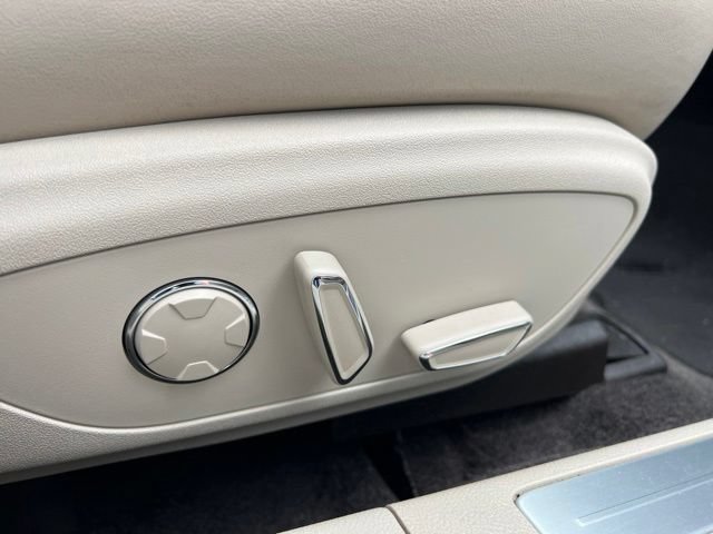 Used 2017 Lincoln MKZ Reserve w/ Technology Package FWD image 35