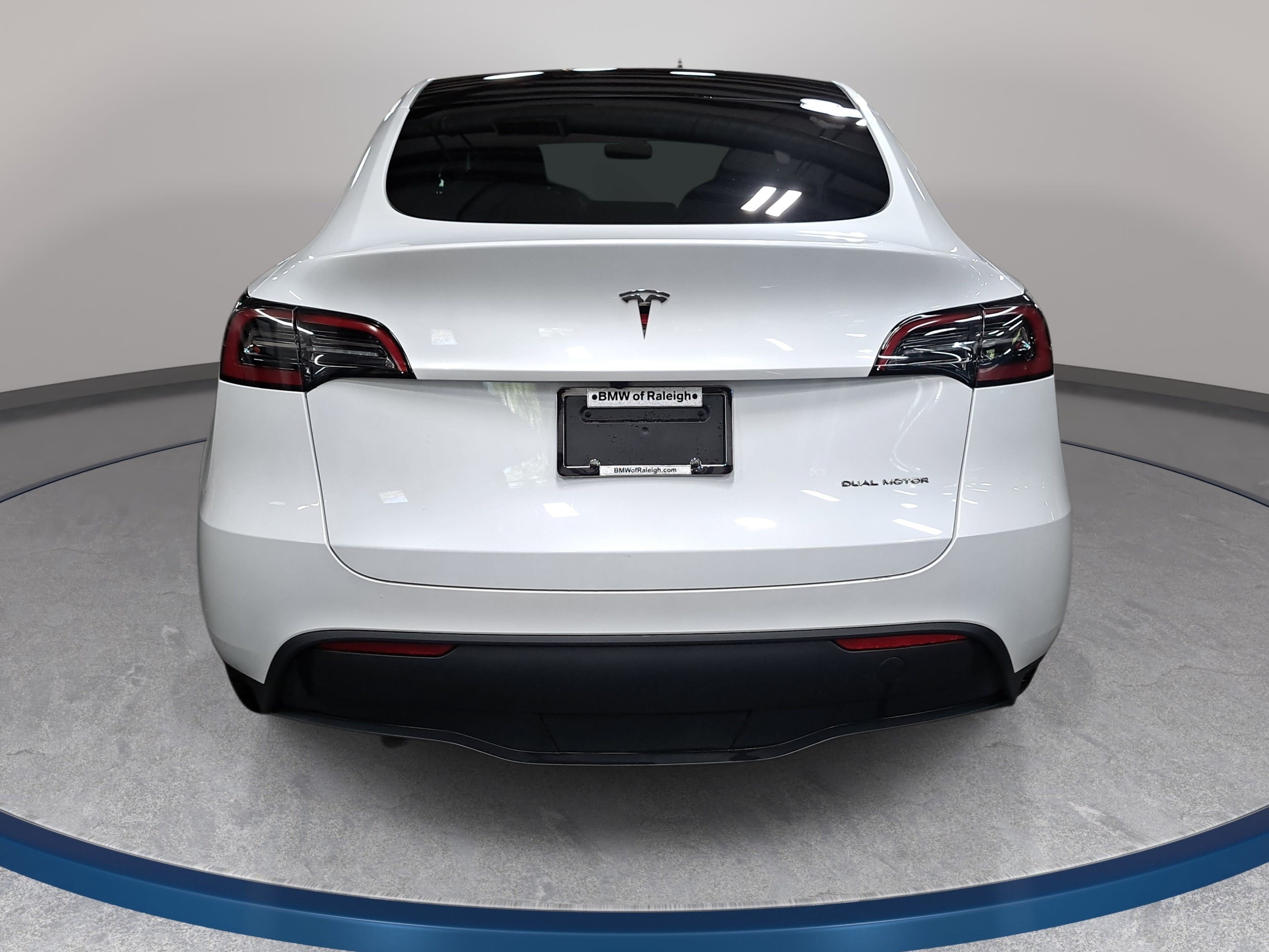 Used 2023 Tesla Model Y Long Range AWD/4WD image 6