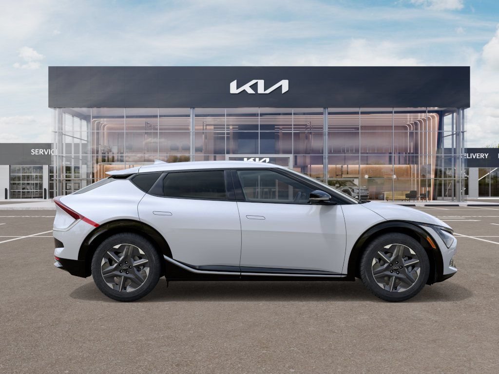 New 2026 Kia EV6 Light AWD/4WD image 7