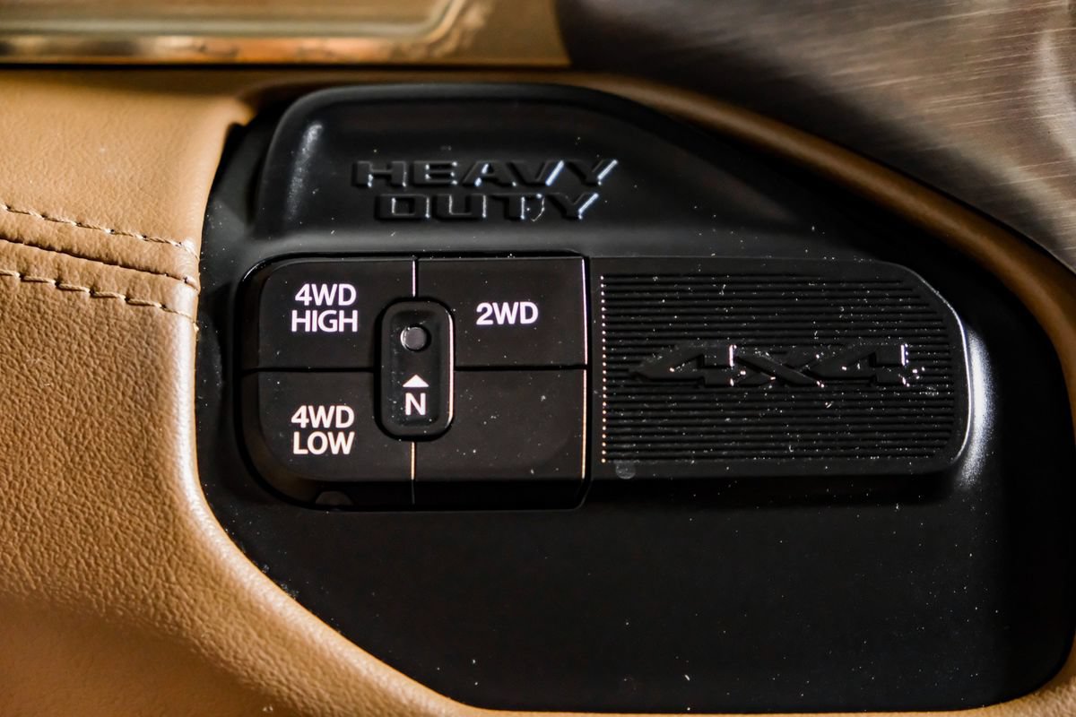 Used 2022 RAM 3500 Limited AWD/4WD image 25