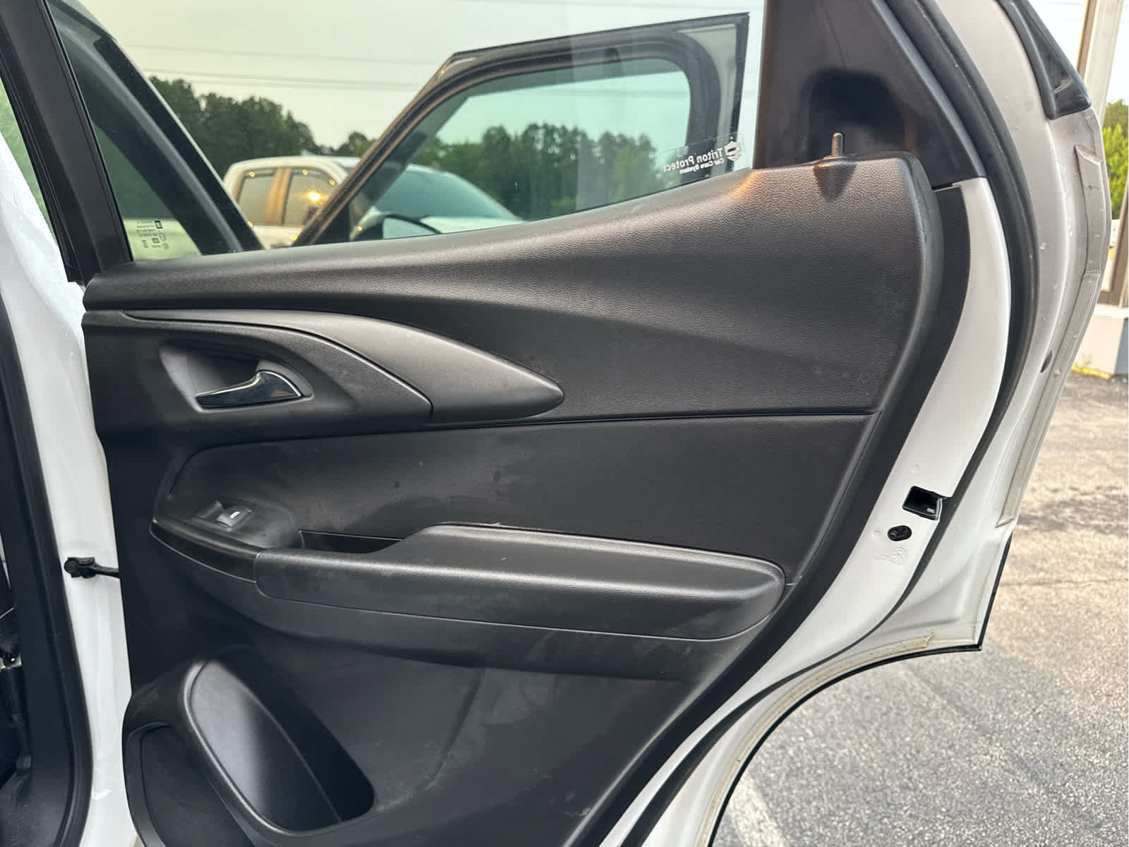 Used 2023 Chevrolet TrailBlazer RS w/ Convenience Package FWD image 39