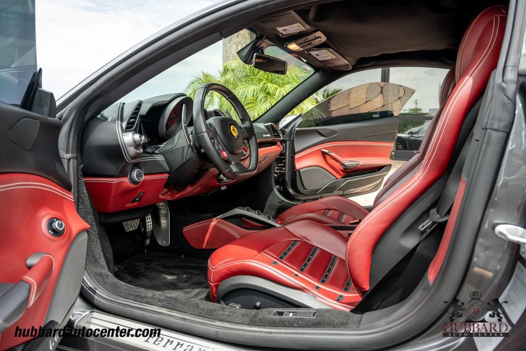 Used 2017 Ferrari 488 GTB RWD image 17