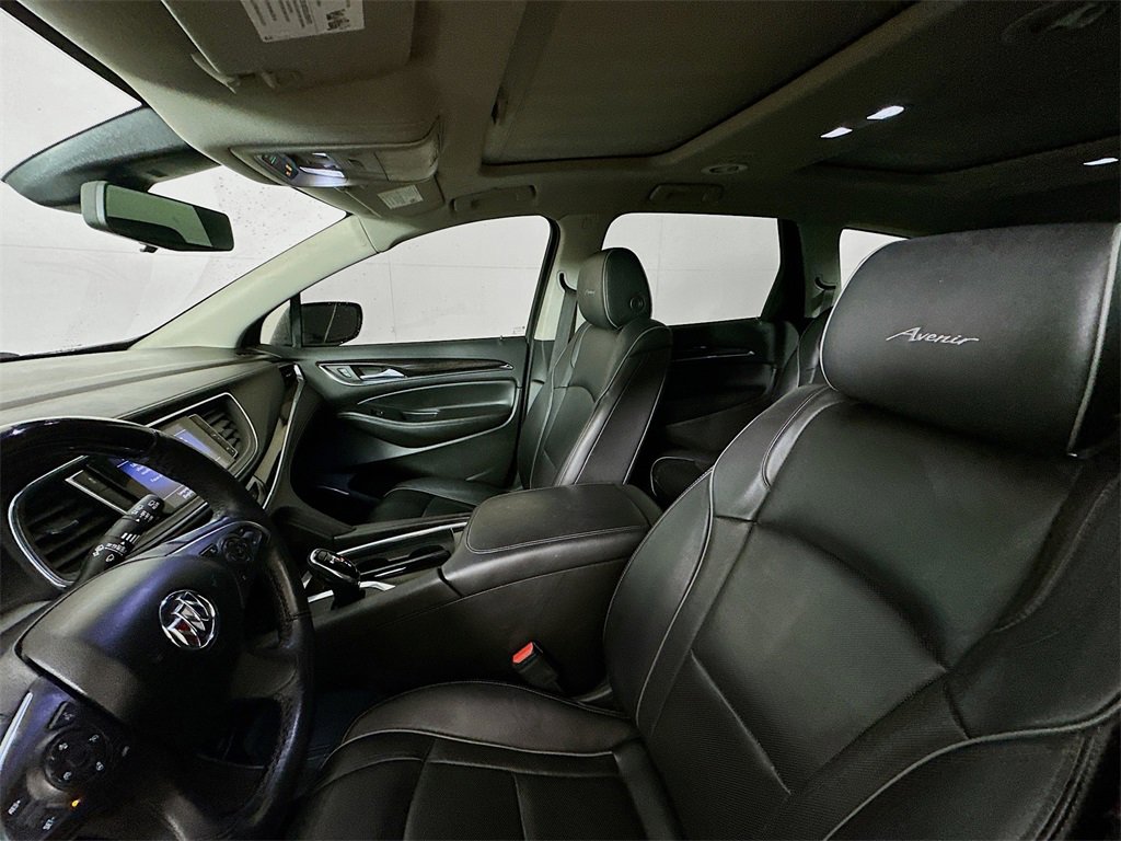 Used 2021 Buick Enclave Avenir w/ Avenir Technology Package image 22